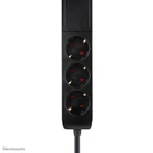 Kép 9/10 - Neomounts DS22-840BL6 elektromos elosztó 1,4 M 3 AC kimenet(ek) Beltéri Fekete