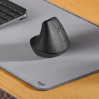 Kép 2/6 - Logitech Lift Vertical Graphite 910-006473