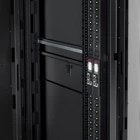 Kép 2/10 - APC Rack PDU 9000 kapcsolható, ZeroU, 32A, 230V, (21) C13 és (3) C19