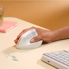 Kép 3/6 - Logitech 910-006477 egér Irodai Jobbkezes RF vezeték nélküli + Bluetooth Optikai 4000 DPI