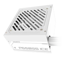 GIGABYTE Tápegység 650W 80+ Silver
