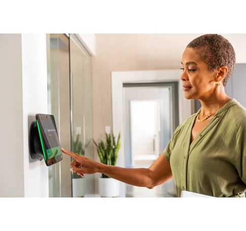 HP Poly TC10 Black Wall Mount