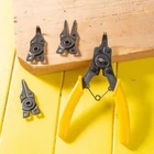 Kép 3/5 - Deli Tools EDL104506, fogókészlet 6" (sárga)