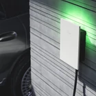 Kép 2/5 - Green Wallbox 2 Pro autótöltő - cserélhető előlap - fehér kő