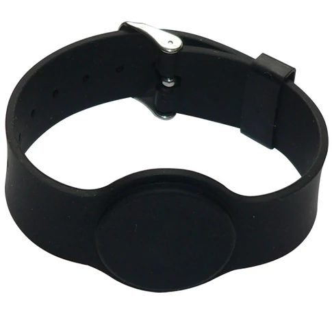 S. AM Wristband No.6 125 kHz fekete