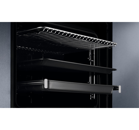 Oven with catalytic converter Electrolux EOF5C50BX 65 L black